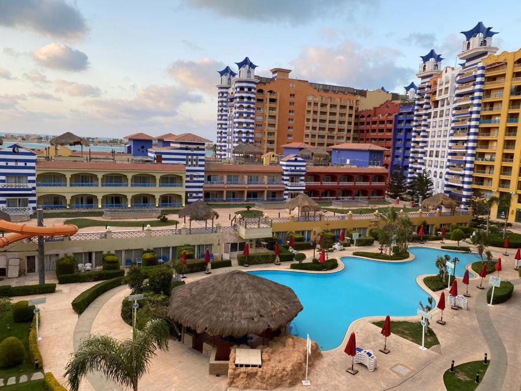 Porto Marina Resort Chalets Families Only El Alamein Exterior photo