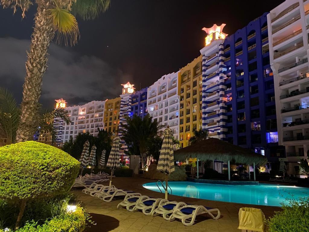 Porto Marina Resort Chalets Families Only El Alamein Exterior photo