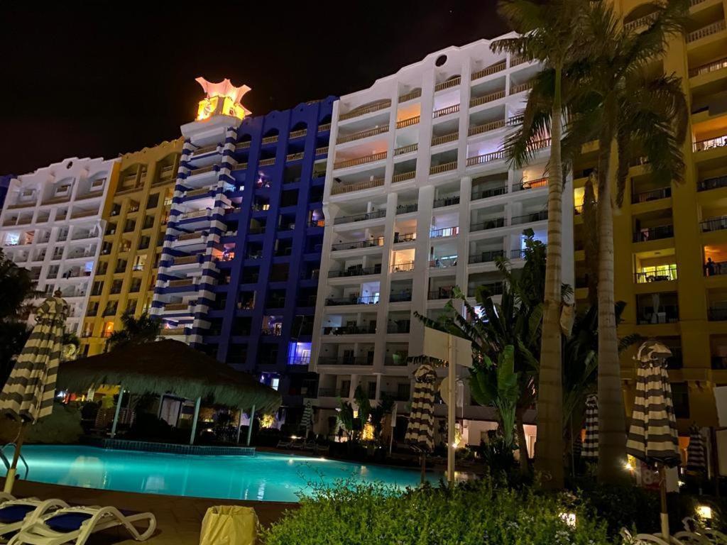 Porto Marina Resort Chalets Families Only El Alamein Exterior photo